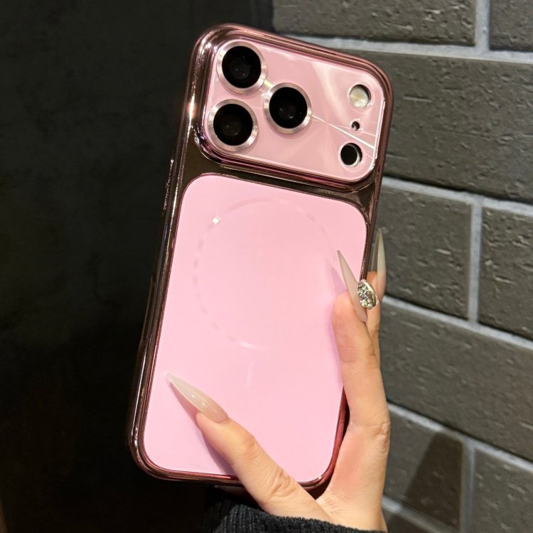 iPhone Case with Built-In Camera Lens Guard