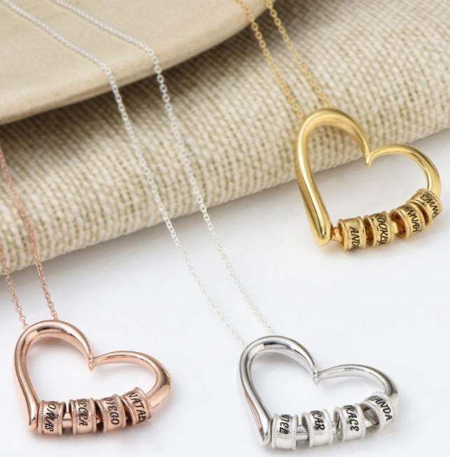 Custom Heart Name Necklace – Engraved Pendant Gift